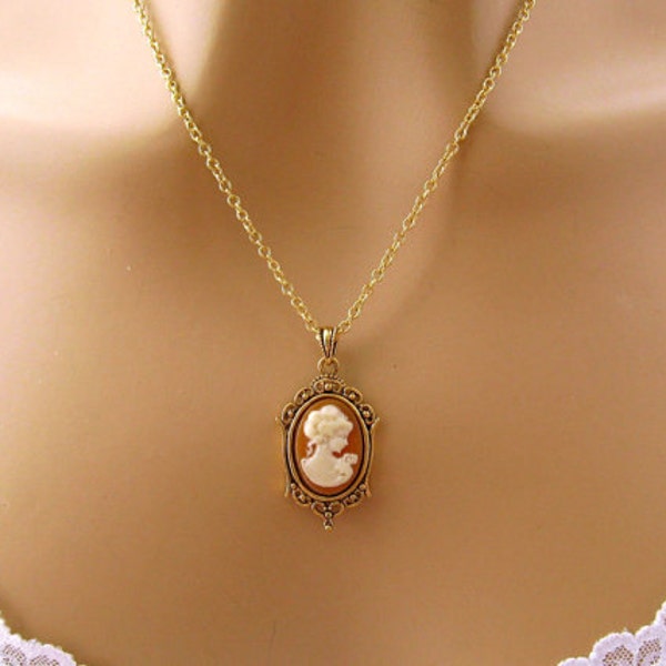 Cameo de melocotón pequeño: collar de cameo de melocotón de mujer victoriana, joyería victoriana romántica de inspiración vintage, oro antiguo, collar de cameo de melocotón