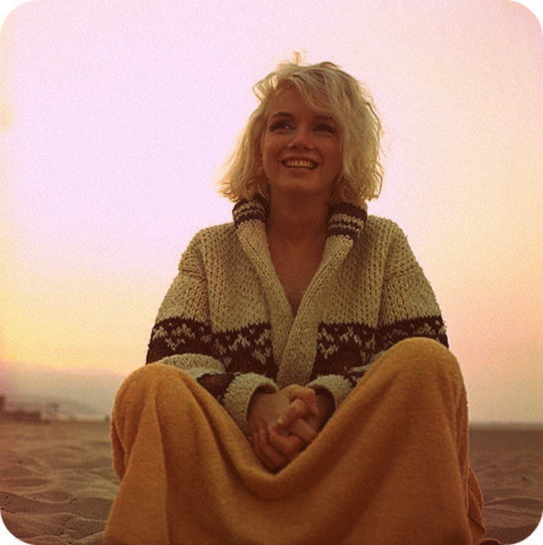 Marilyn Monroe Sweater NEW replica Marilyn Monroe Belted Cardigan Wool Sweater Hand knit Iconic sweater