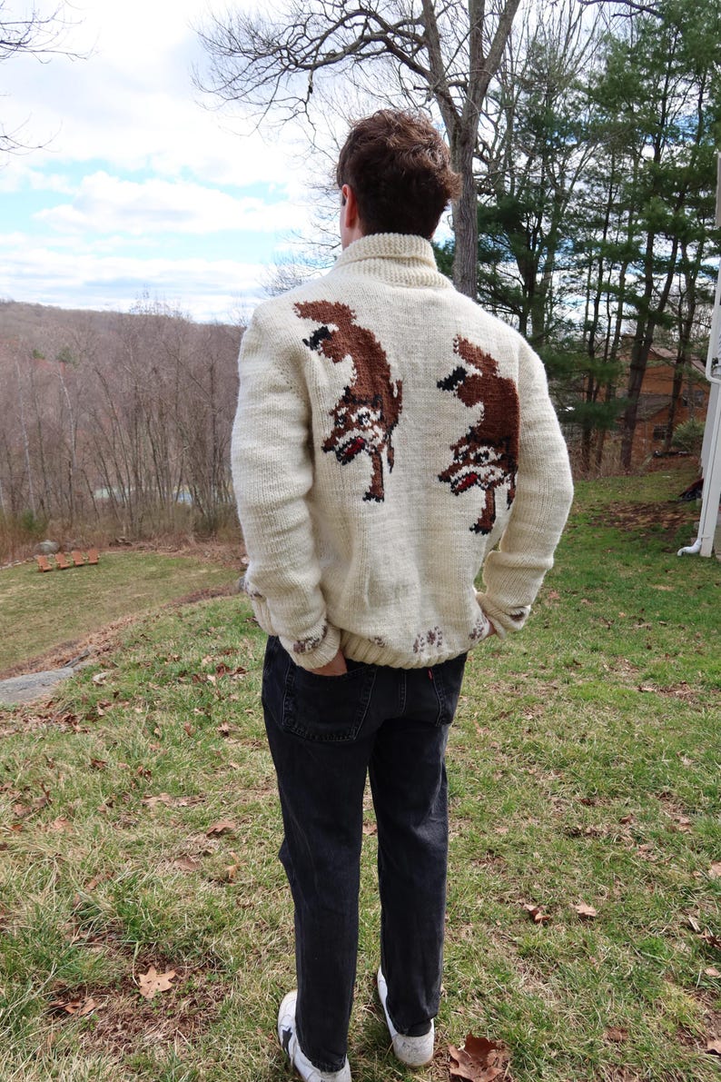 Hail Mary Fox Cardigan: Mary Maxim Wolf Caridigan Sweater image 2