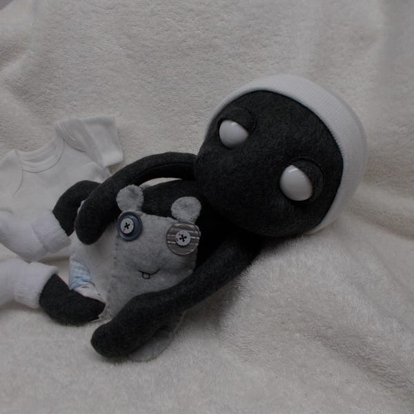 OOAK Alien Baby Newborn w/ rag monster cloth Doll charcoal gray white eyes handmade soft sculpted bald plush monster creature Christmas