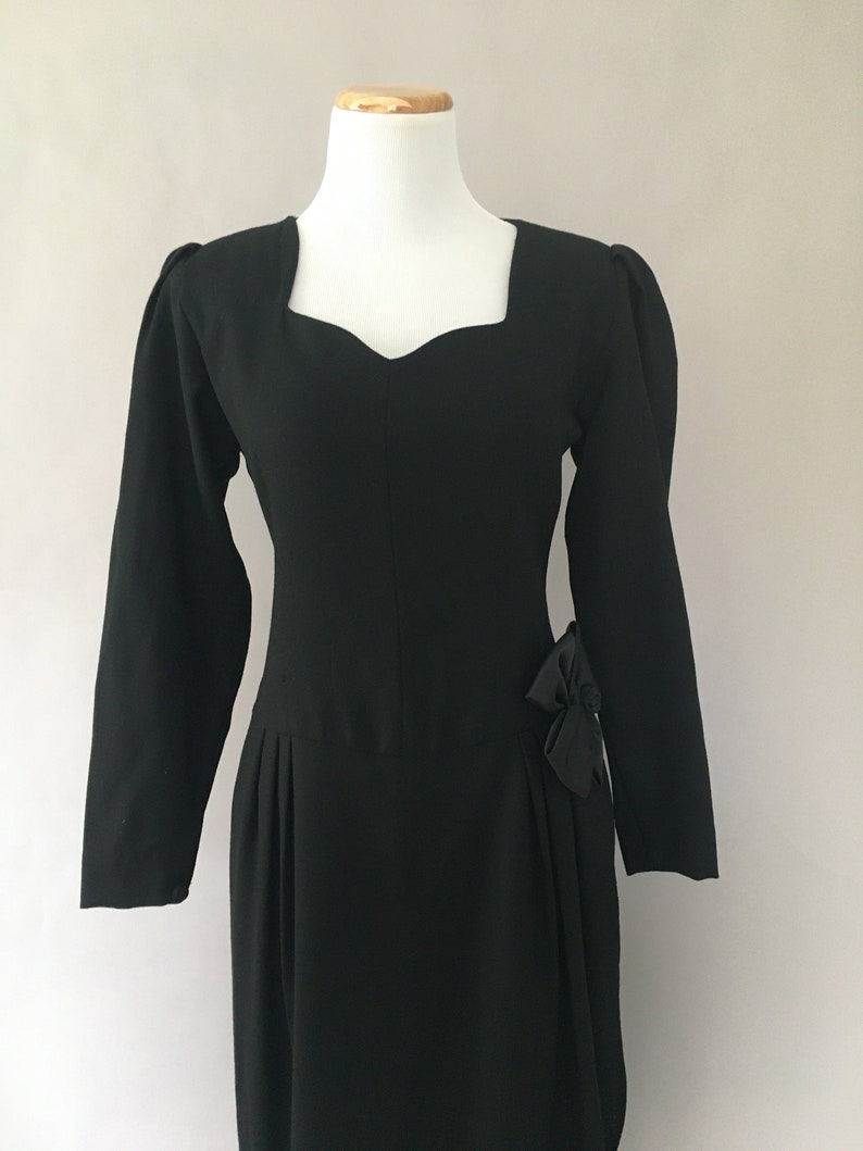 Vintage 1980s does 1940s Day Dress Black Wiggle Dress Wool Dress 1940s Tanner Dress 40s Femme Fatale 80s Dress Size Medium Formal Dress