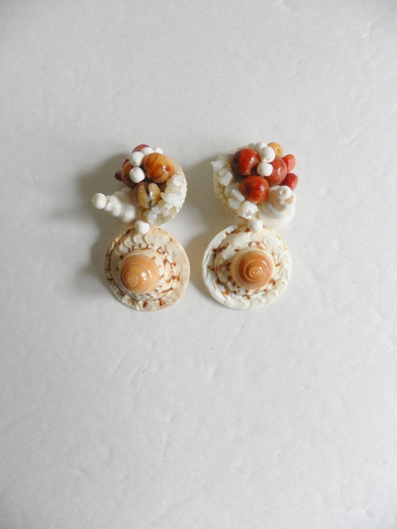 Vintage Betty Seashell Earrings Clip On 50's 60's… - image 3