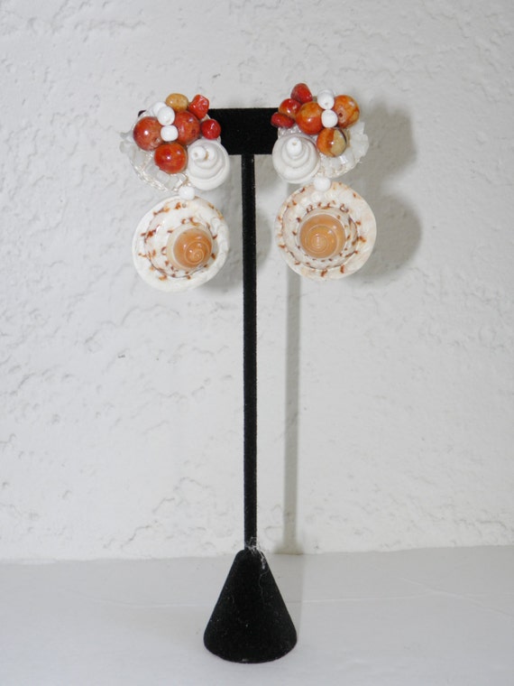 Vintage Betty Seashell Earrings Clip On 50's 60's