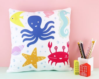 Coussin de crèche nautique, chambre d’enfant nautique, coussin sous la mer, pépinière Sealife, coussin nautique pour enfants, coussin d’hippocampe, coussin d’océan