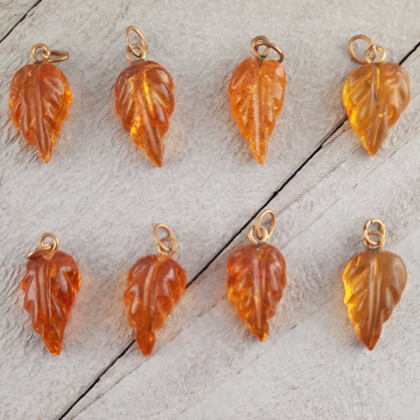 Pendentif feuille d'ambre doré naturel, 16 mm, choisissez votre pièce, breloque ambre, sculpté, pendentifs ambre vintage, feuilles d'ambre sculptées, ambre véritable
