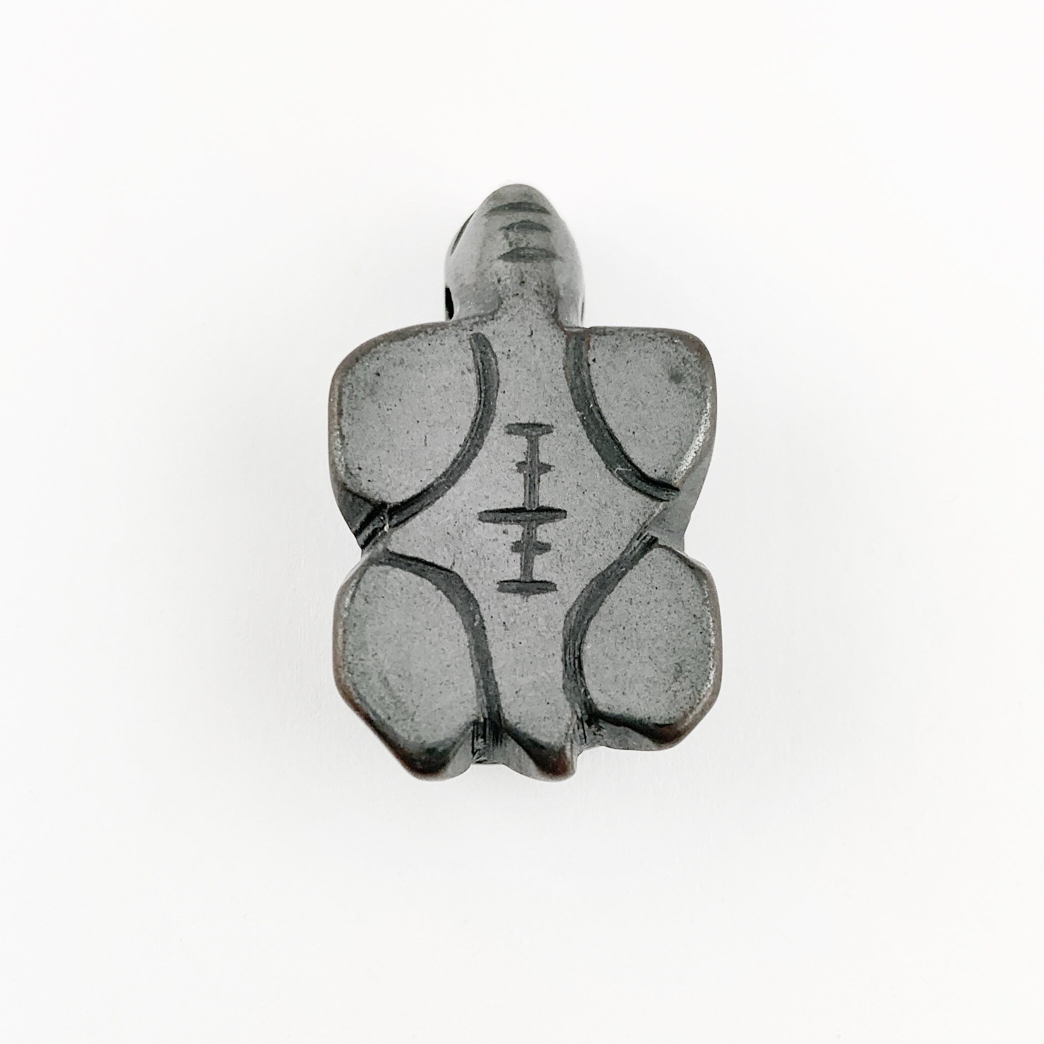 6 Ciondoli Tartaruga In Ematite Mista &ndash; Intagliati A Mano, 43x43x7 Mm, Vendita All'ingrosso