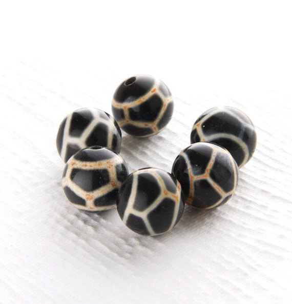 Antique Tibetan DZI Agate Beads: 12mm Round, Black and White Turtle Shell  (2 Pieces)