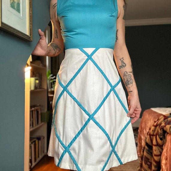 Vintage 1960s Blue & White Lattice Dress - image 2