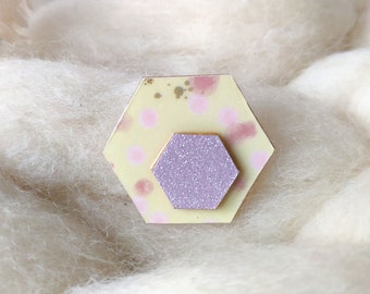 Hexagon brooch - Laser cut wood and origami paper - Pastel polka dots and purple glitter