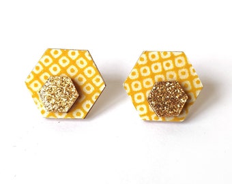 Cute hexagon earrings - Laser cut wood and colorful origami paper - Mustard yellow