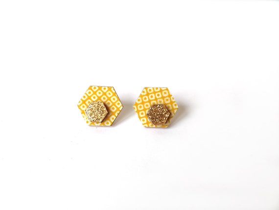 Cute hexagon earrings - Laser cut wood and colorful origami paper - Mustard yellow