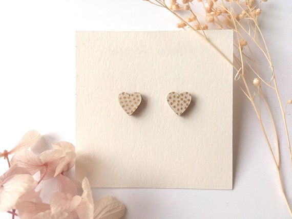Heart love earrings - Laser cut wood and origami paper - White and gold polka dots