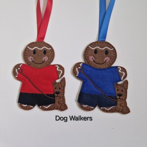 Décoration en pain d'épice pour promeneur de chien, Peut être un porte-clés/un aimant pour réfrigérateur ou une décoration à suspendre, Décoration d'arbre de Noël