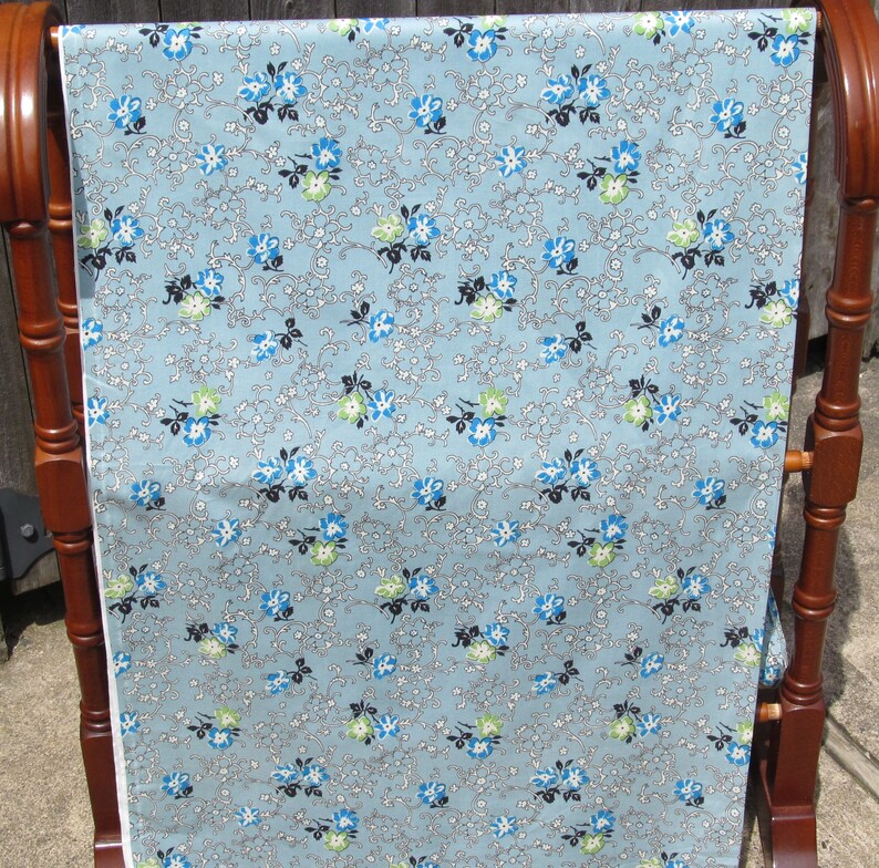 Blue Floral Quilt Fabric By The Yard Fabric Traditions Etsy