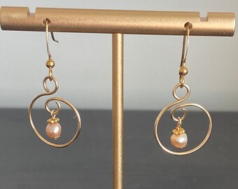 Freshwater Pearl Gold Drop Earrings