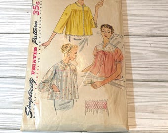 Vintage Simplicity 4496 Bed Jacket Sewing Pattern - Size 12