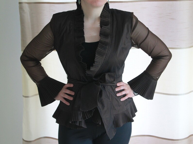 Size 6 Carolin Lin Wrap Jacket