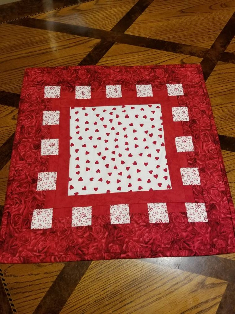 Valentine Table Topper