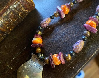 Amphora full of Sunlight - Vintage silver pendant with shell beads.