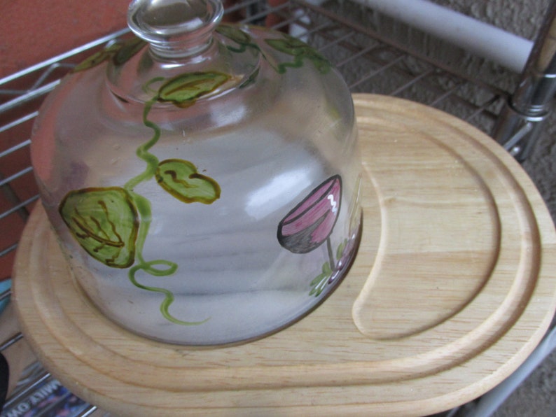 Cheese board with Hand Painted Glass Dome