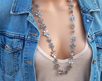 Silver Flowers Necklace PREMIER DESIGNS