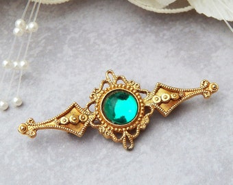 Vintage Pin: Victorian Style Collar Brooch with Green Cabochon