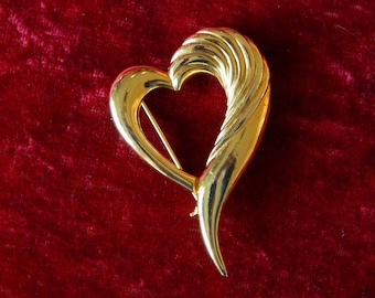 Vintage Heart Brooch Gold Tone, Valentine's Day