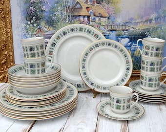 Flowers on Green Trim 1024 Fruit Made in England marked T.C Royal Doulton Tapestry 16 White Porcelain Ceramic Oval Serving Platter Plate