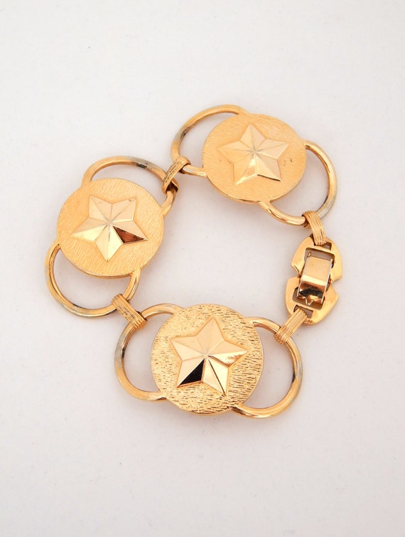 Gold Star Bracelet Sarah Coventry MILITARY BRASS … - image 3