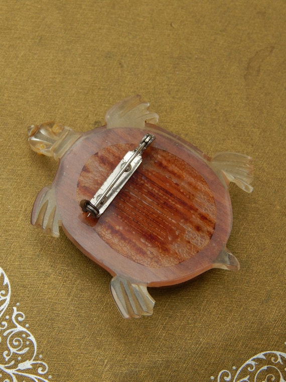 Vintage Elzac Carved Lucite Wood Turtle Pin, Art … - image 4