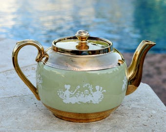 Green Teapot SUDLOW'S BURSLEM ENGLAND, Green & Gold Greek Mythology Teapot Cherubs Angels Lovers, Collectible Teapot England