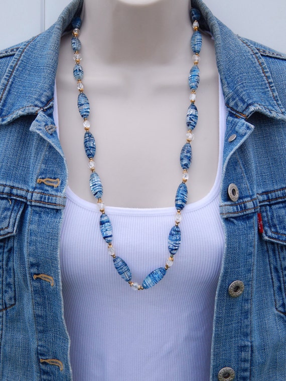 Blue Lucite Necklace, 1970's Chunky Lucite Neckla… - image 2