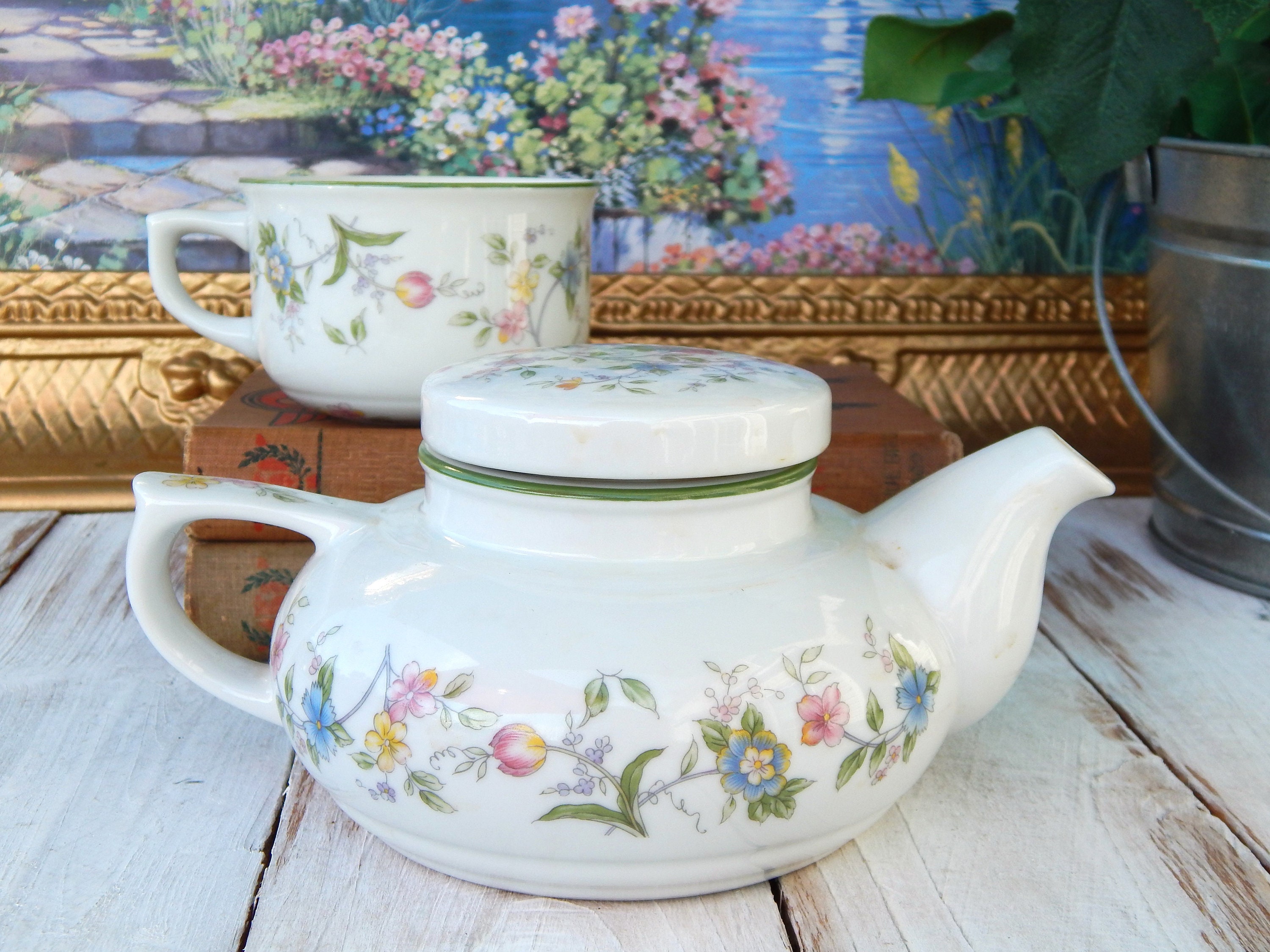 ざっきー、英国アンテイークTea pot と S .プレートの小トレイ ANDREA SADEK Teapot and Cup JAPAN, Tea for One, Floral Porcelain