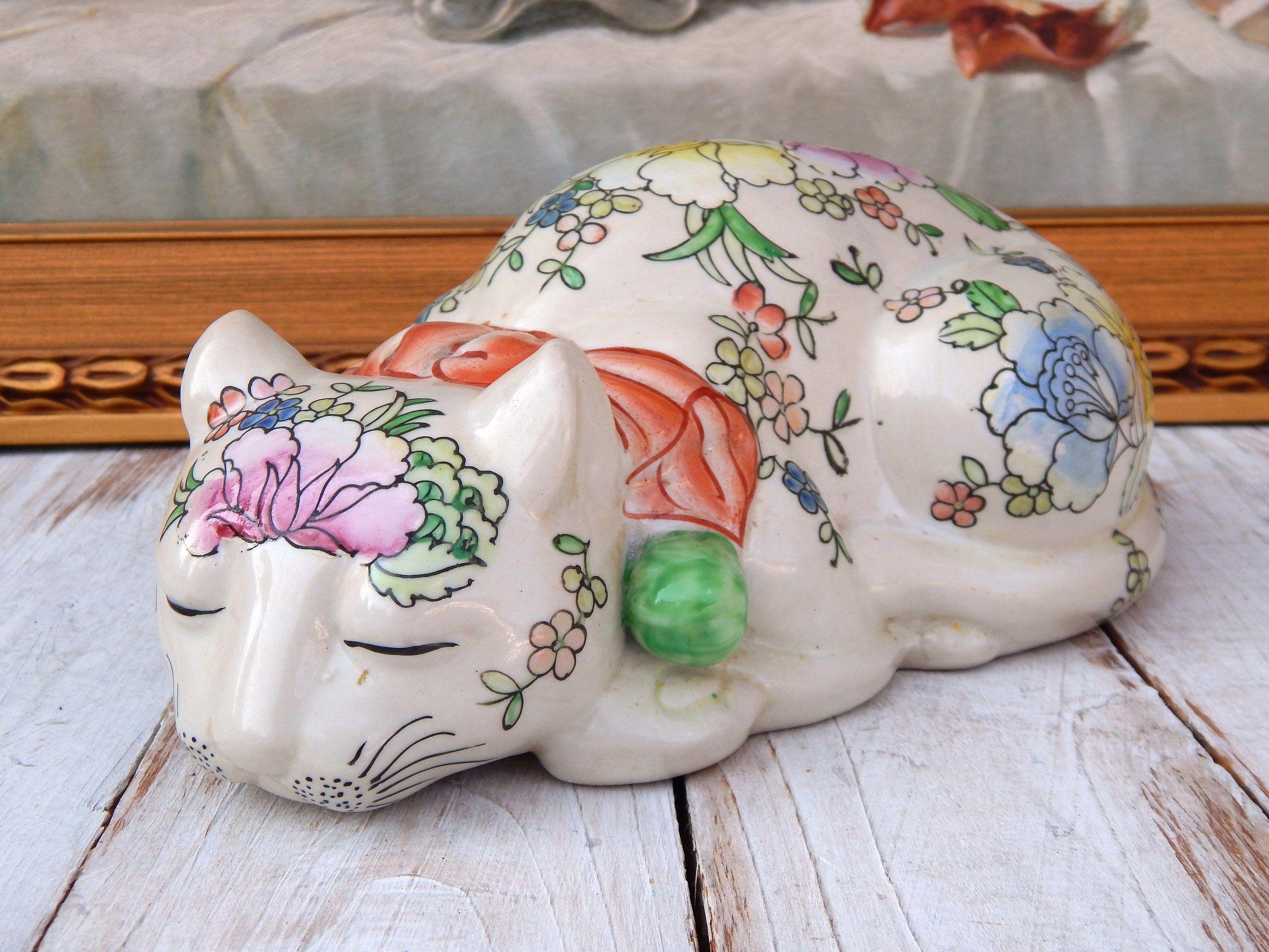 置物 maocat Chinese Porcelain Cat CPC Macau, Vintage Sleeping Cat