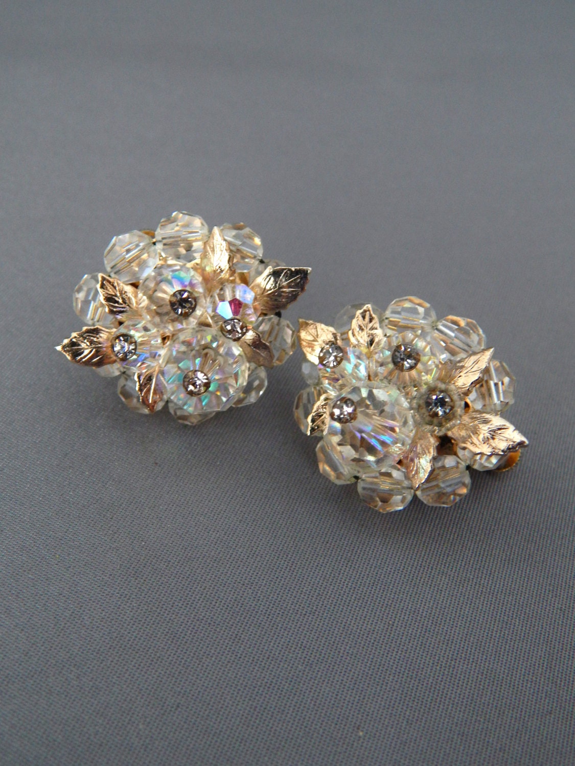 Gorgeous Vintage Crystal Glass Bezel Cluster Clip On Earrings