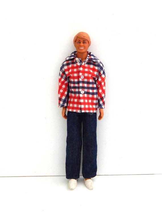 checkered shirt with jeans