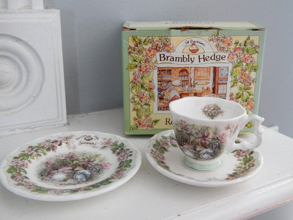 Royal Doulton BRAMBLY HEDGE Mini Tea Set SUMMER With Original Box