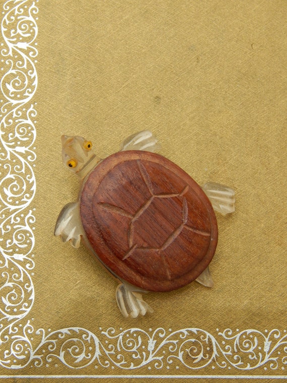 Vintage Elzac Carved Lucite Wood Turtle Pin, Art D