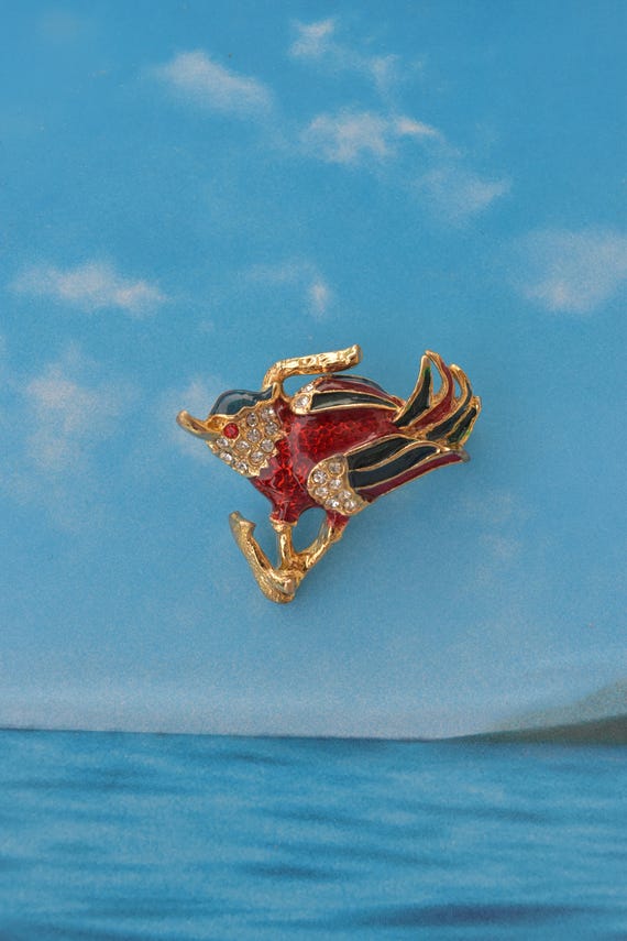 Vintage GIOVANNI Rhinestone Enamel Bird Pin, Red G