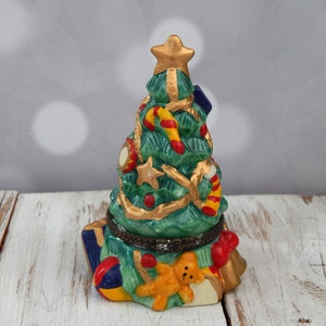 Christmas Tree Ring Box, Figural Miniature Trinket Box with Hinged Lid, Small Keepsake Box