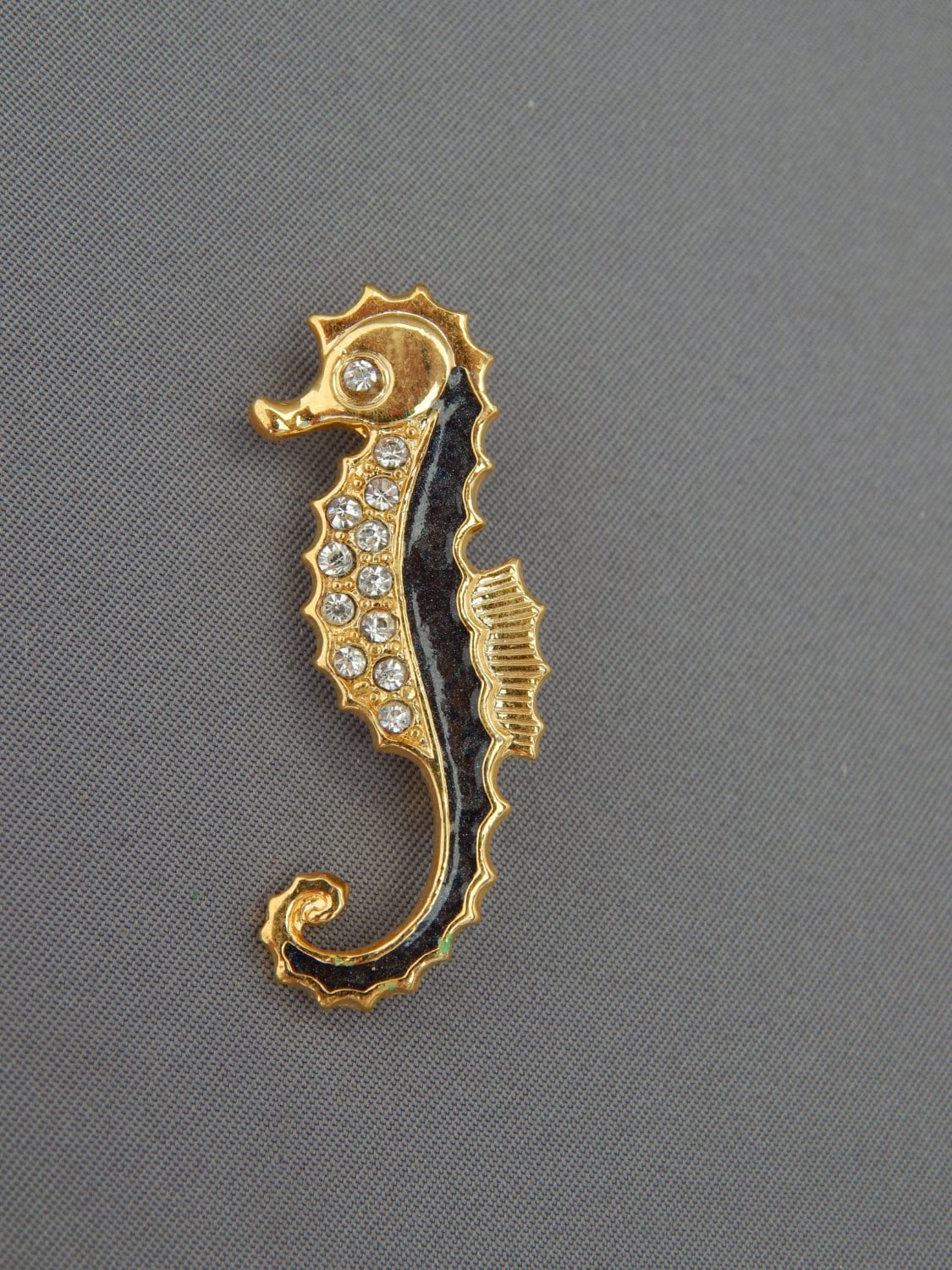 Spilla Cavalluccio Marino Ippocampo Art Nouveau Con Cristallo E Strass Marrone