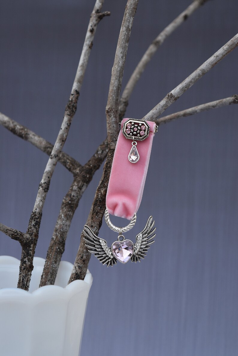 Winged Heart Brooch Pink Velvet Ribbon, HEART FLUTTERS Pin Brooch ...