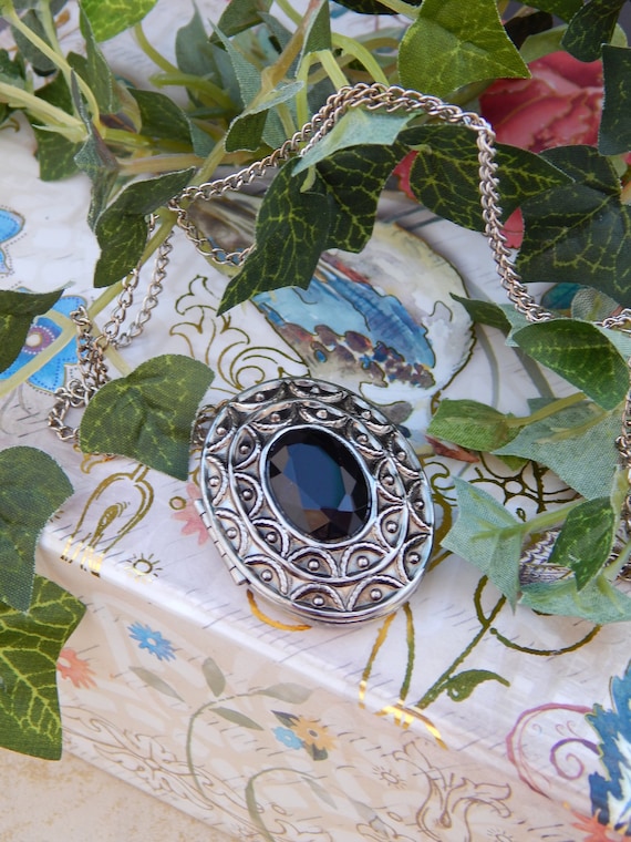 Avon locket hotsell necklace