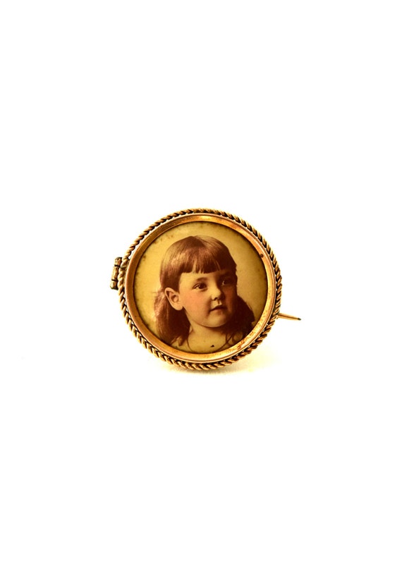 Antique Victorian Photo Brooch Little Girl, Victor