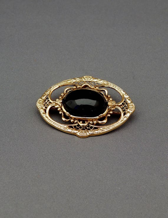 Black Pin Victorian Style, Oval Brooch, Vintage C… - image 1