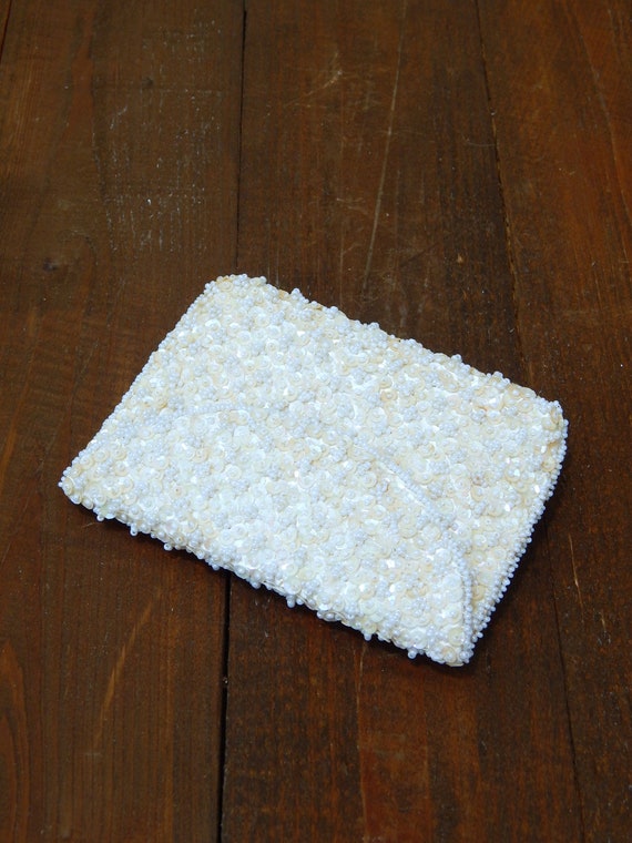 White Beaded Coin Purse Tiny Handbag, White Beaded