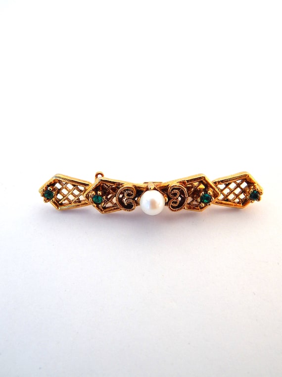 Vintage Collar Pin Filigree Faux Emerald Faux Pea… - image 1