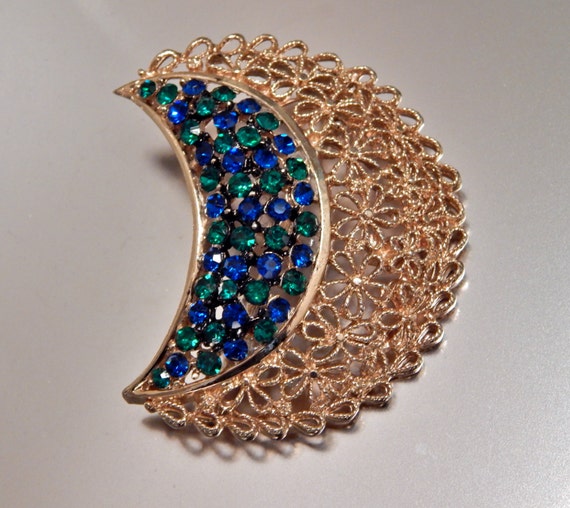 Vintage Karu Arke Austria Blue Rhinestone Chain Dangle Brooch Karu Arke In Vintage Designer Costume Pins & Brooches for  main image 4