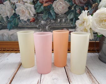 Vintage TUPPERWARE Tumblers Cups Set of 4, 115-34 35 36 Pastel Colors Tupper Ware Glasses 12 oz, Vintage Plastic Cups, Retro Kitchen 1970's