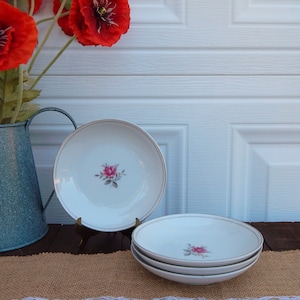 Fine China of Japan SERENITY Fruit Bowls Set of 4, Rare Discontinued Vintage Small Bowls Dessert /Sauce White Pink Rose, Thanksgiving